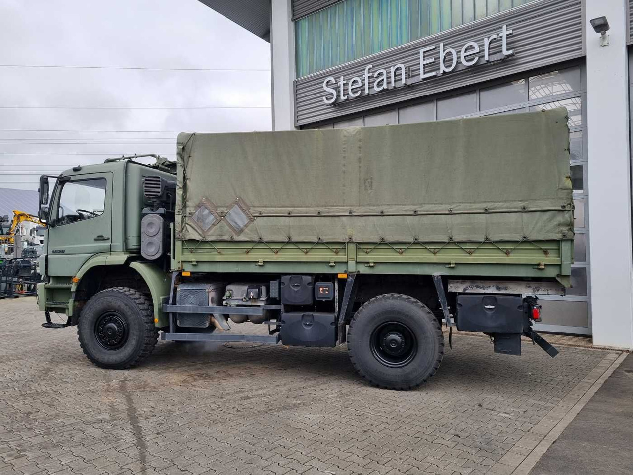Camião de lona Mercedes-Benz Axor 1829 A 4x4 Pritsche/Plane 10 Stück: foto 6