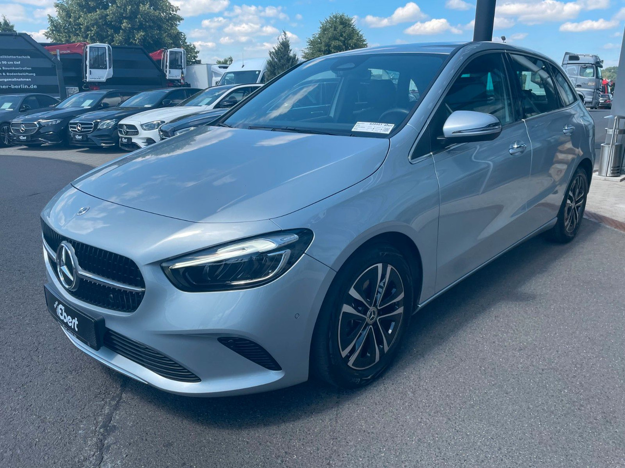 Mercedes-Benz B 200 Progressive R-Kamera+Carplay+Ambiente+Keyl - Carrinha: foto 2 Mercedes-Benz B 200 Progressive R-Kamera+Carplay+Ambiente+Keyl - Carrinha: foto 2