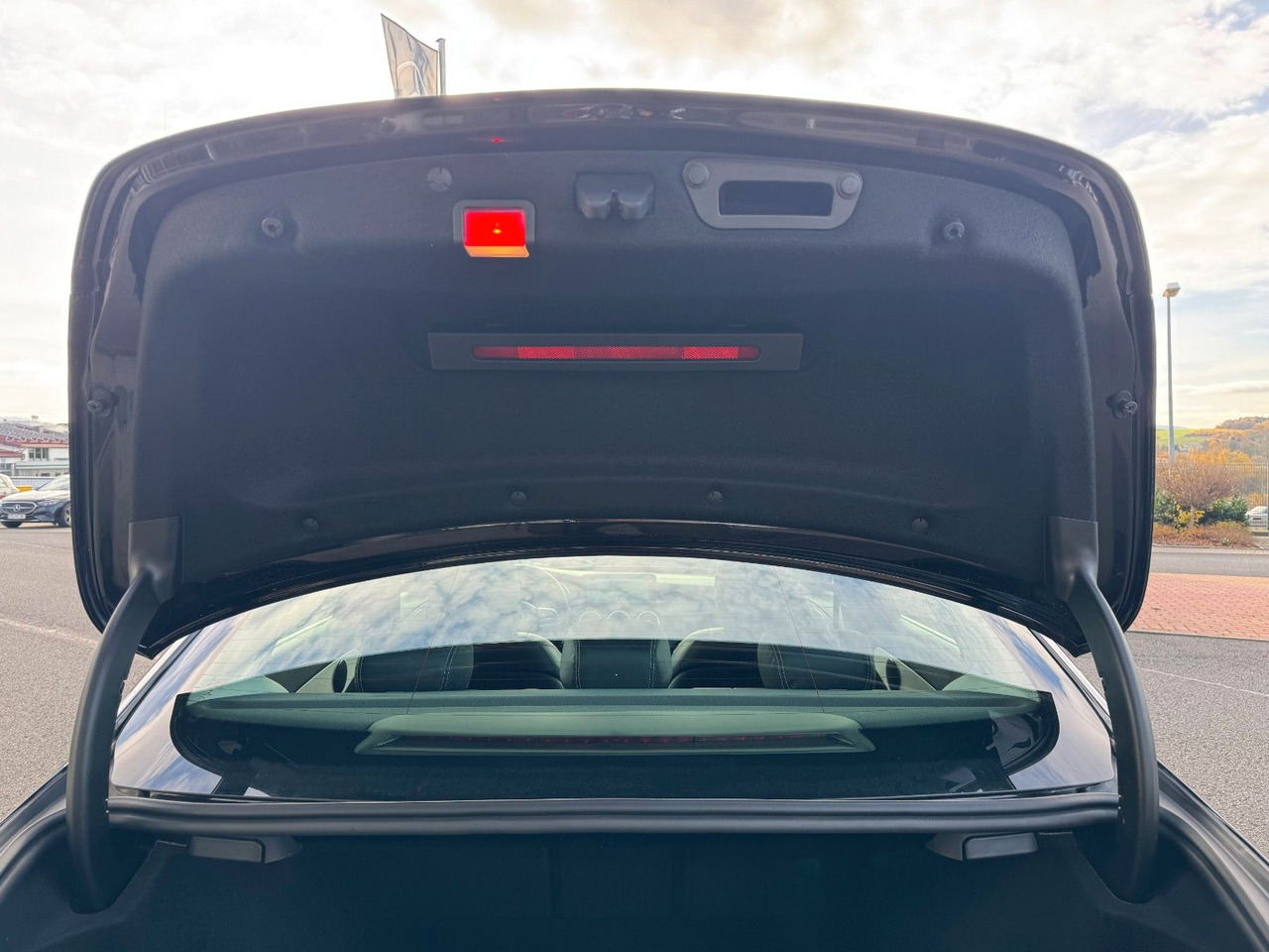 Locação financeira de  Mercedes-Benz C 200 C Limousine+Avantgarde+AHK+RFK+TotW Mercedes-Benz C 200 C Limousine+Avantgarde+AHK+RFK+TotW: foto 9