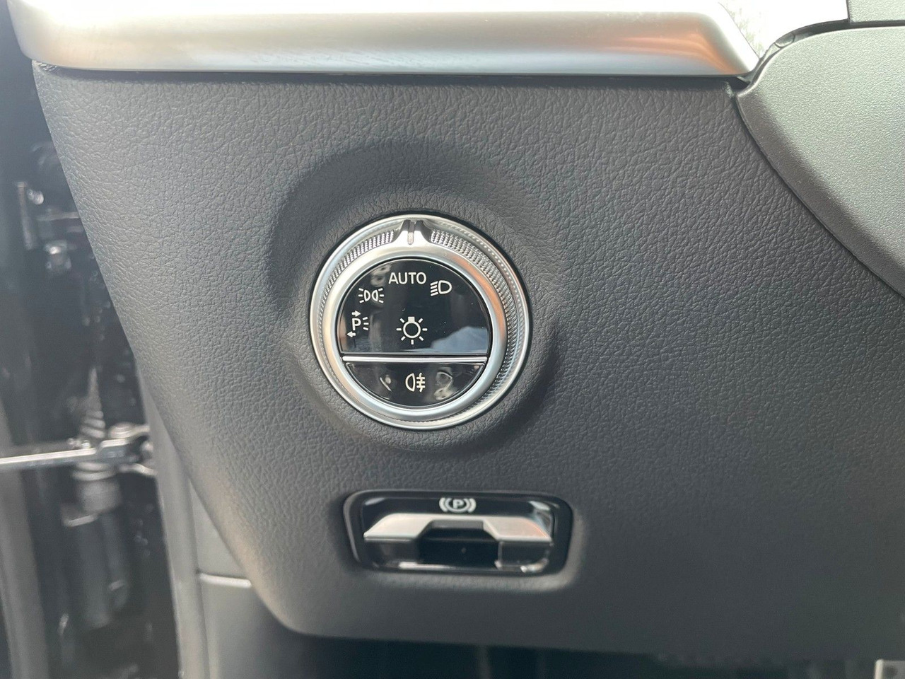 Carrinha Mercedes-Benz C 200 d T AMG+Night+360°+Digital+Memory+Keyless: foto 15