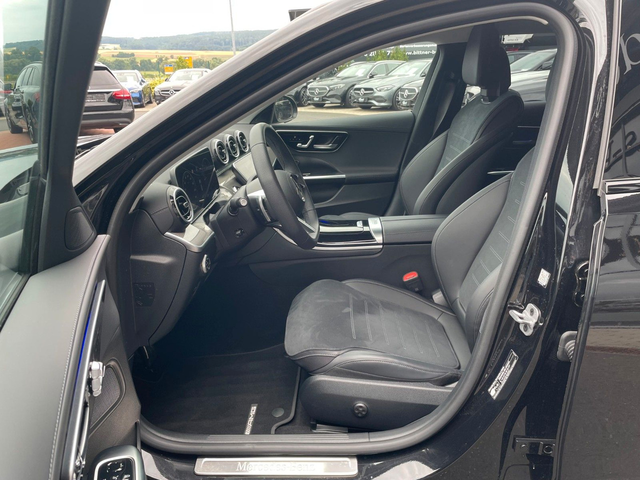Carrinha Mercedes-Benz C 200 d T AMG+Night+360°+Digital+Memory+Keyless: foto 10