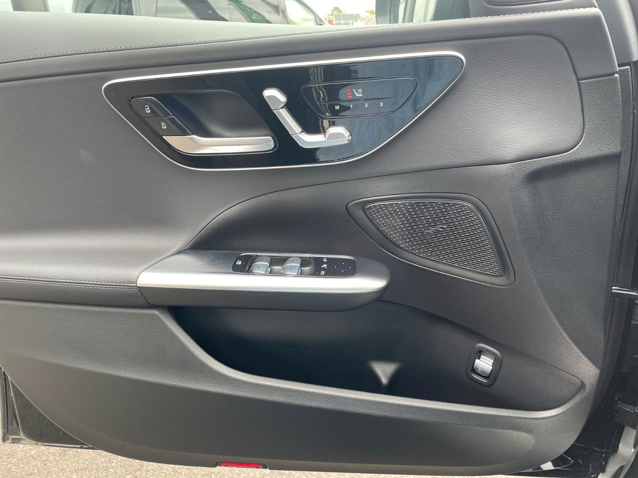 Carrinha Mercedes-Benz C 200 d T AMG+Night+360°+Digital+Memory+Keyless: foto 14