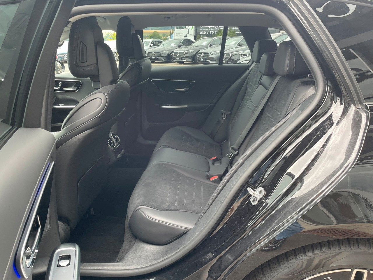Carrinha Mercedes-Benz C 200 d T AMG+Night+360°+Digital+Memory+Keyless: foto 9
