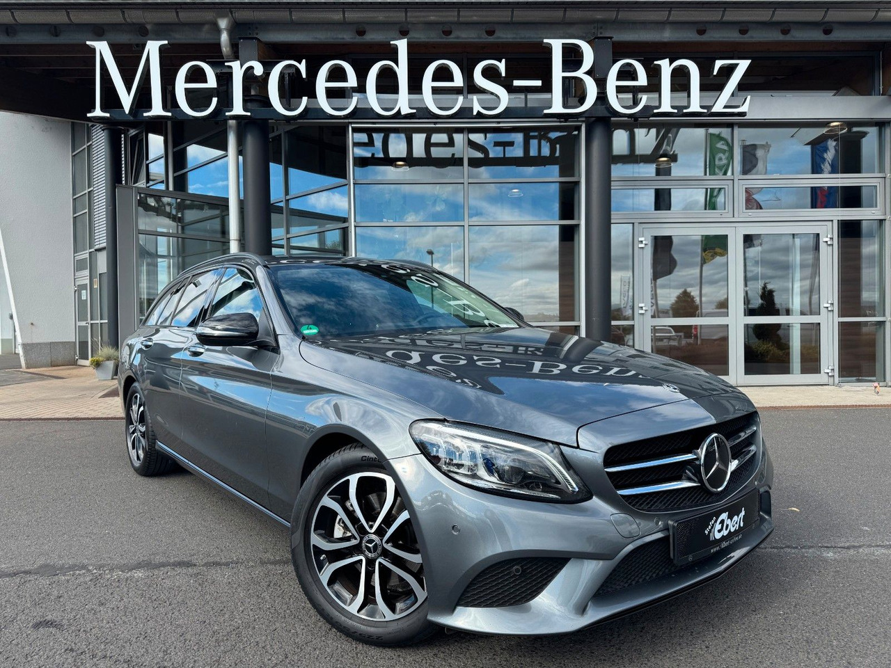 Mercedes-Benz C 220d T Avantgarde+DistrPlus+AHK+MultiB+RFK - Carrinha: foto 1 Mercedes-Benz C 220d T Avantgarde+DistrPlus+AHK+MultiB+RFK - Carrinha: foto 1
