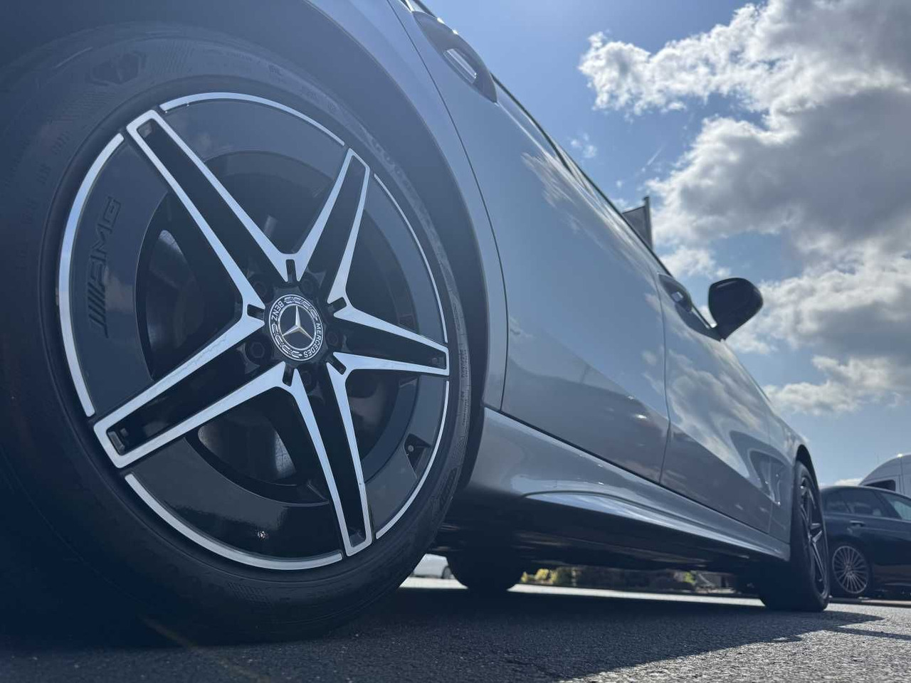 Mercedes-Benz C 300de AMG+Pano+Burm+HUD+360+Digital+VOLL - Automóvel: foto 5 Mercedes-Benz C 300de AMG+Pano+Burm+HUD+360+Digital+VOLL - Automóvel: foto 5