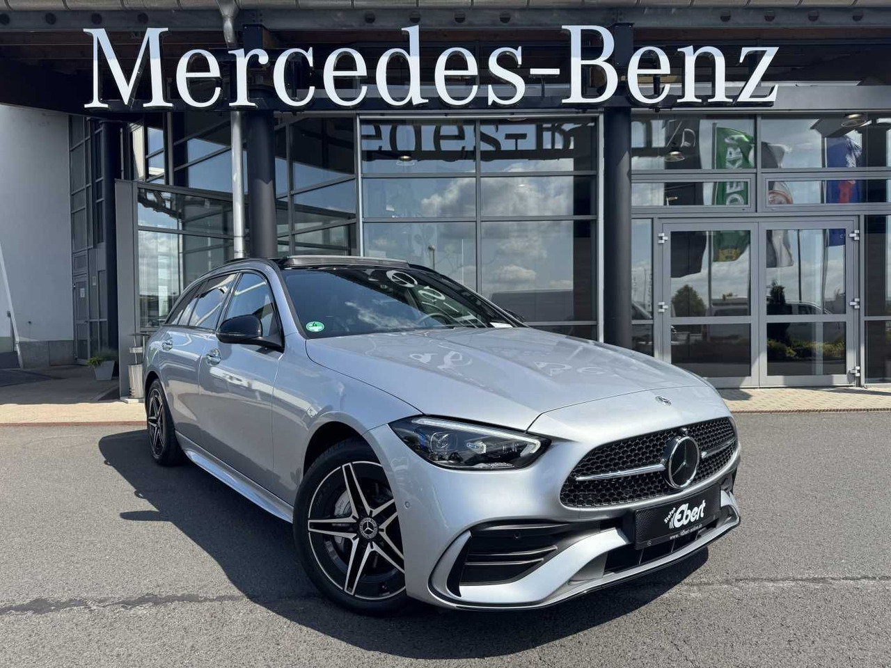 Mercedes-Benz C 300de AMG+Pano+Burm+HUD+360+Digital+VOLL - Automóvel: foto 1 Mercedes-Benz C 300de AMG+Pano+Burm+HUD+360+Digital+VOLL - Automóvel: foto 1