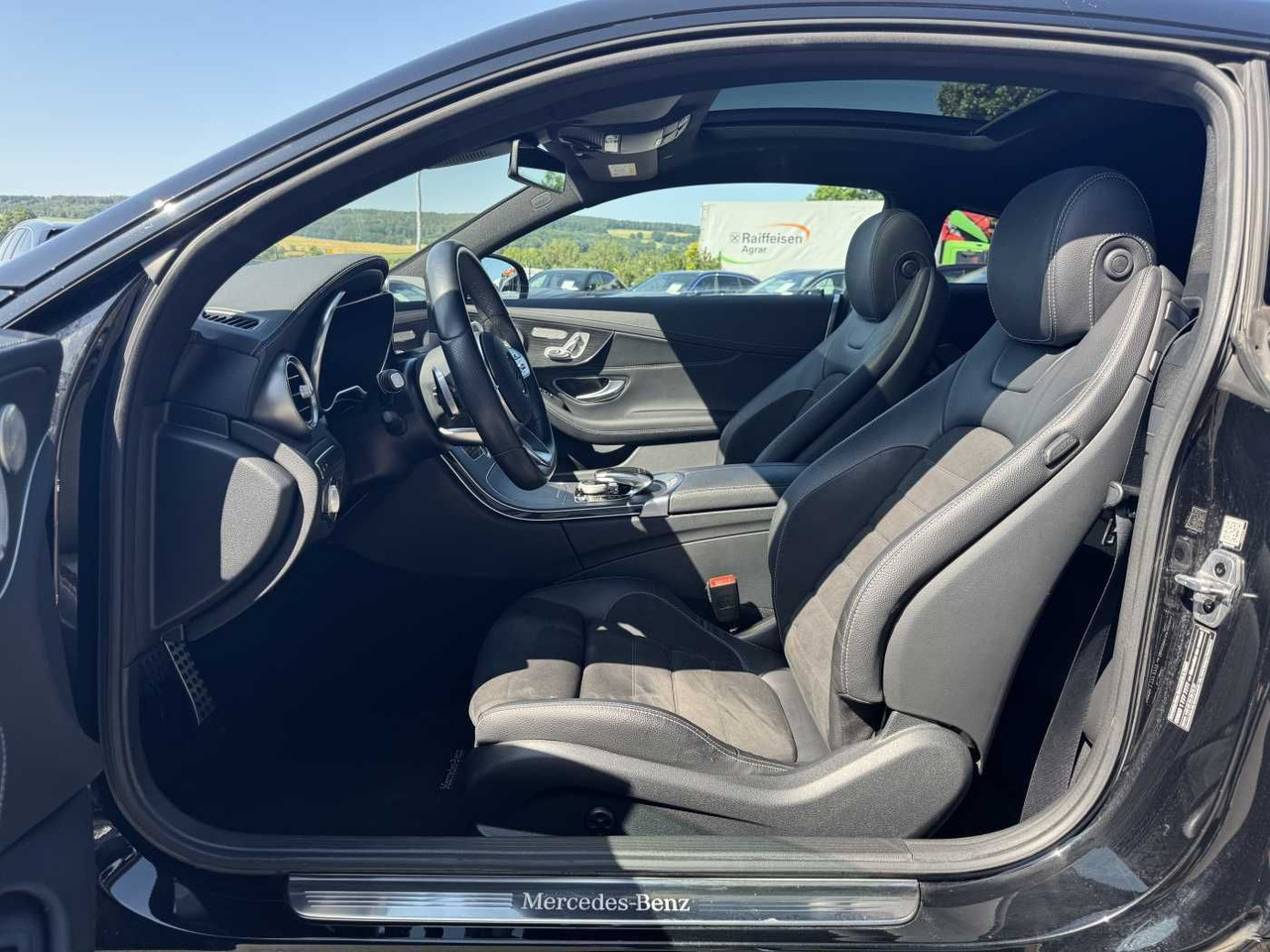 Automóvel Mercedes-Benz C 400 4M AMG Coupe Pano+Burm+Distr+Memory+360: foto 15