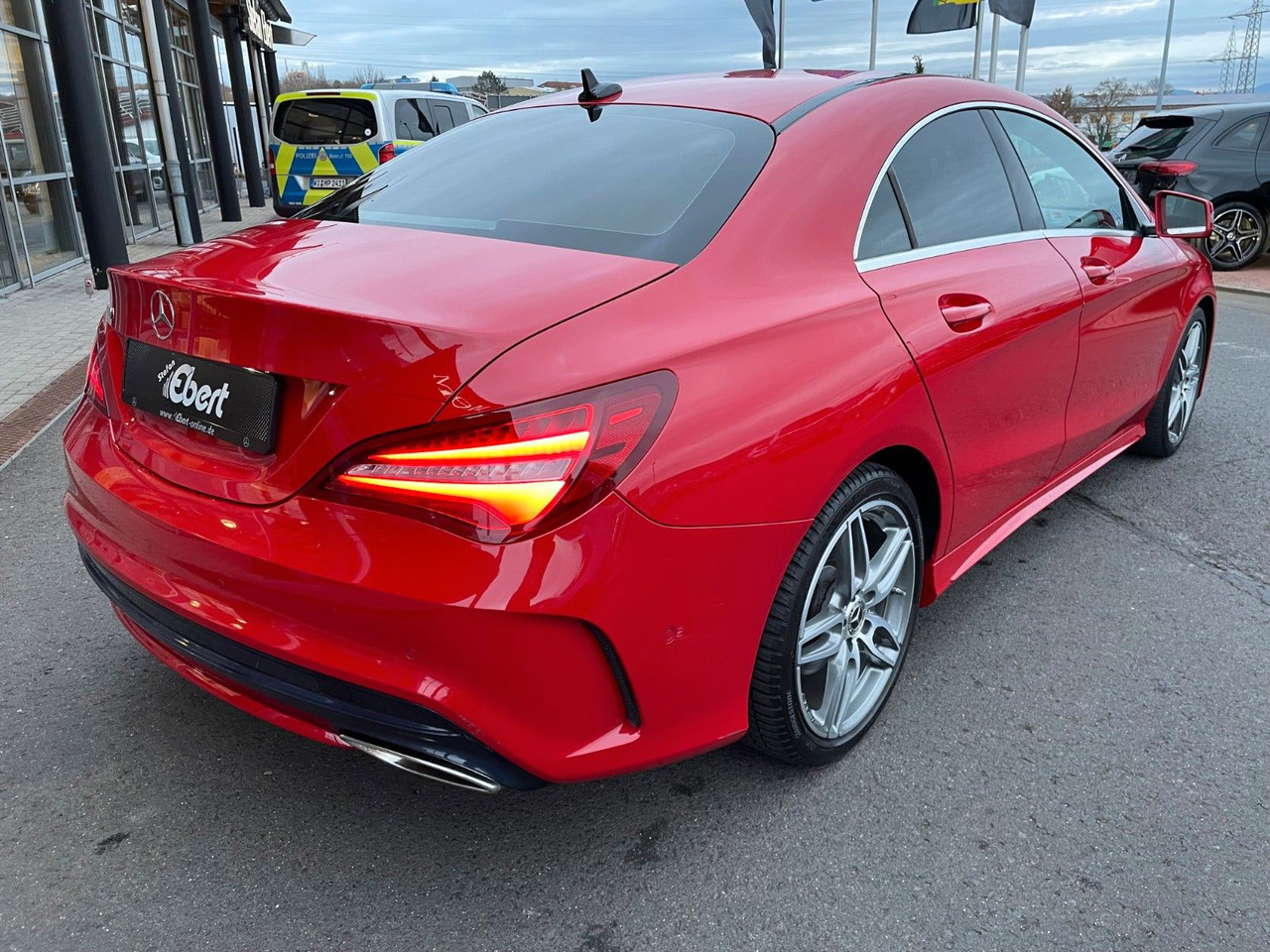 Mercedes-Benz CLA 200 AMG Navi+SHZ+Klima+PDC+LED - Coupé: foto 4 Mercedes-Benz CLA 200 AMG Navi+SHZ+Klima+PDC+LED - Coupé: foto 4