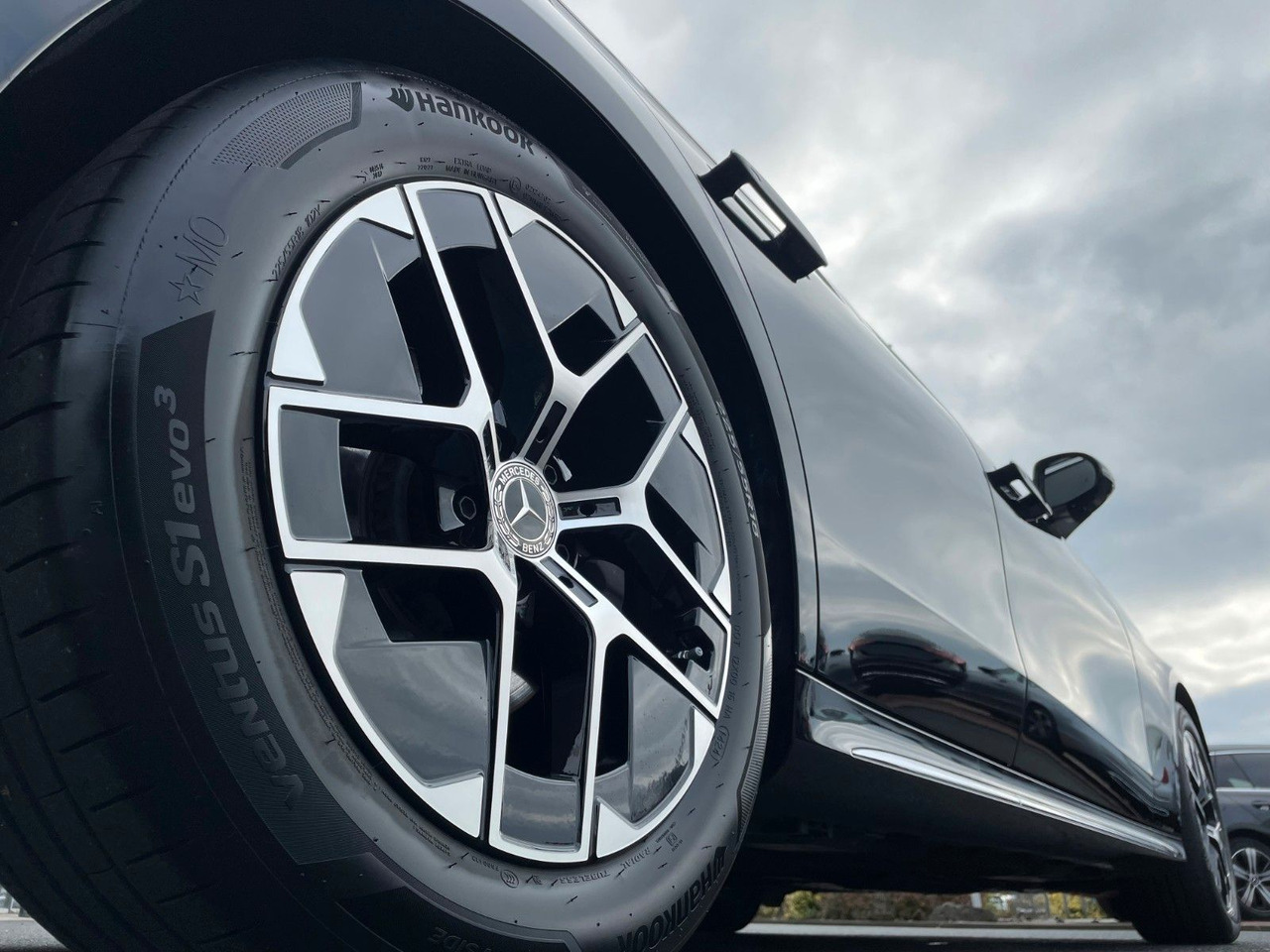Mercedes-Benz E 220 d T Exclusive Nappa+AHK+360°+Burm+Sitzklim - Carrinha: foto 5 Mercedes-Benz E 220 d T Exclusive Nappa+AHK+360°+Burm+Sitzklim - Carrinha: foto 5