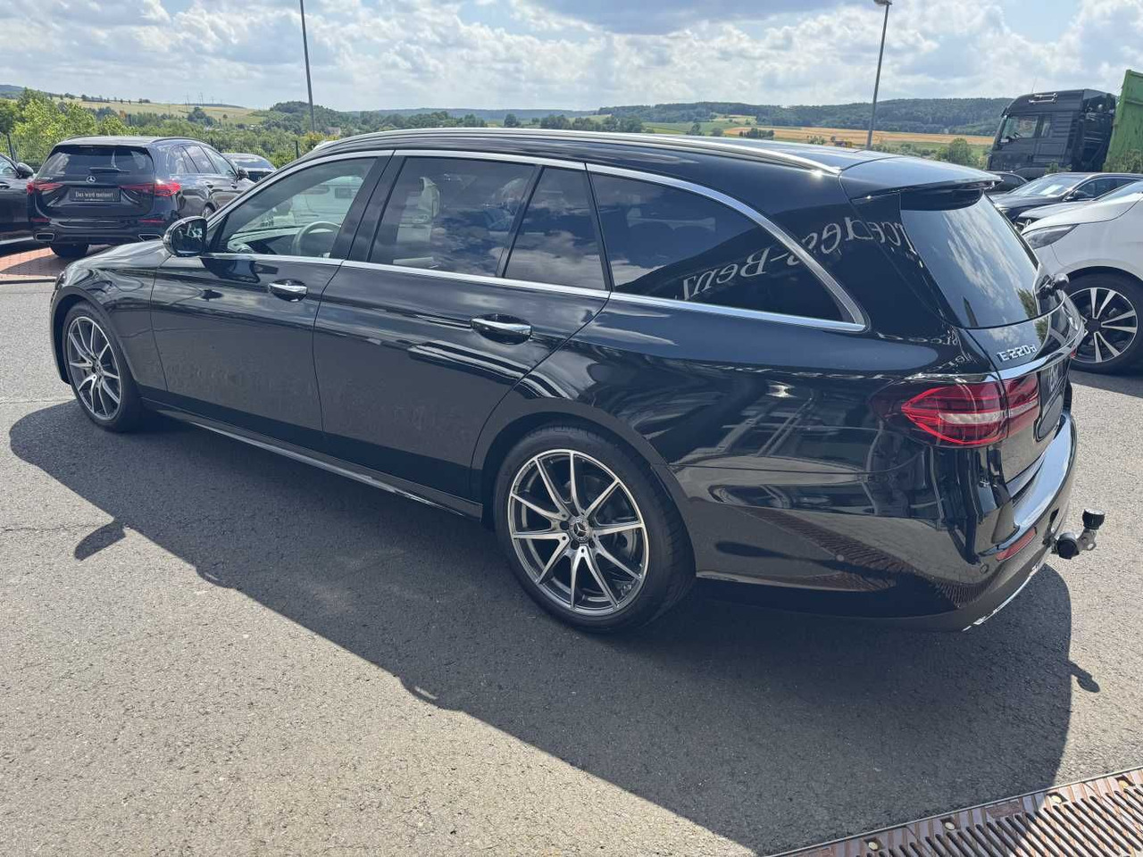 Mercedes-Benz E 220d AMG+Pano+Burm+Distr+Memory+AHK+360 - Carrinha: foto 3 Mercedes-Benz E 220d AMG+Pano+Burm+Distr+Memory+AHK+360 - Carrinha: foto 3