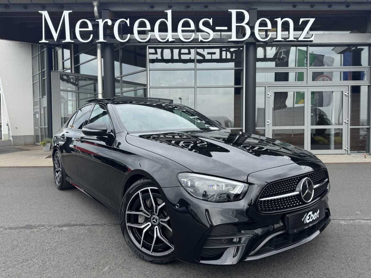Mercedes-Benz E 220d AMG+Pano+Distr+Multibeam+RFK+Night - Sedan: foto 1 Mercedes-Benz E 220d AMG+Pano+Distr+Multibeam+RFK+Night - Sedan: foto 1