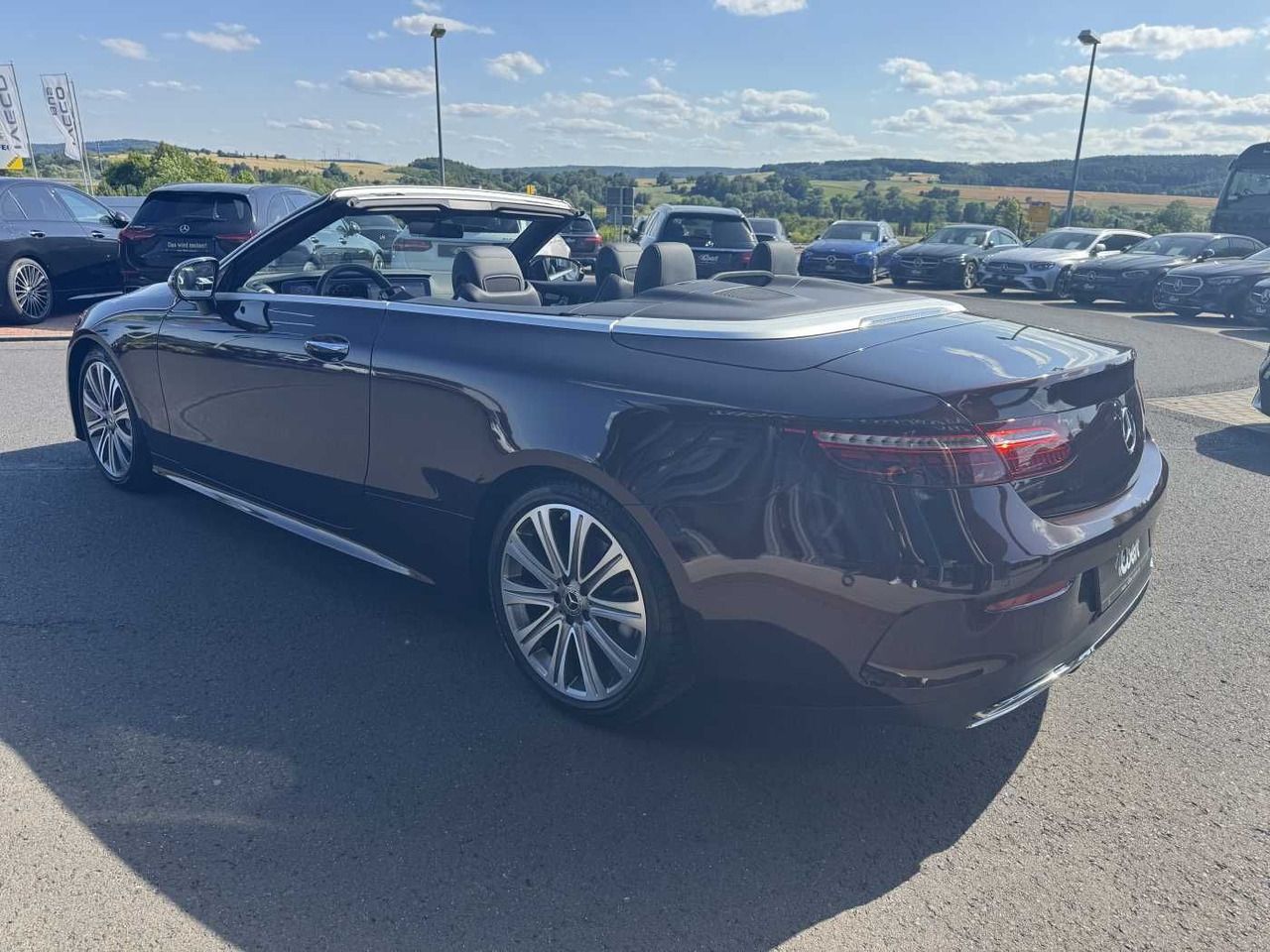Mercedes-Benz E 400d Cabrio VOLL+AMG+Massage+Distr+Burm - Automóvel: foto 3 Mercedes-Benz E 400d Cabrio VOLL+AMG+Massage+Distr+Burm - Automóvel: foto 3