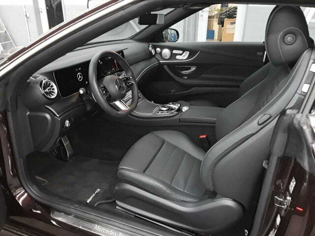 Mercedes-Benz E 400d Cabrio VOLL+AMG+Massage+Distr+Burm - Automóvel: foto 5 Mercedes-Benz E 400d Cabrio VOLL+AMG+Massage+Distr+Burm - Automóvel: foto 5