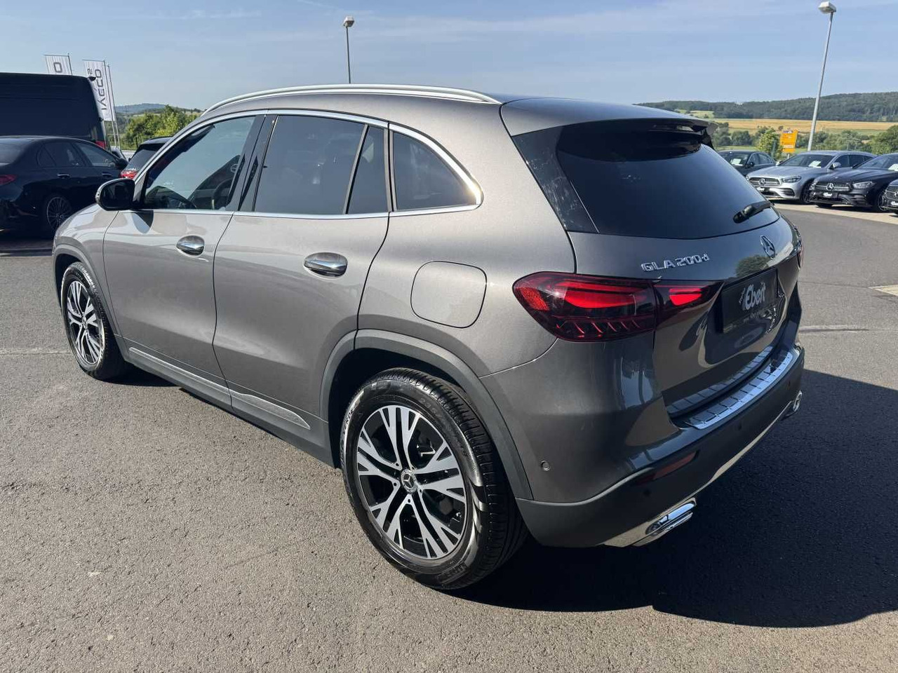 Mercedes-Benz GLA 200d 4M Progressive+Distr+Ambiente+Offroad - SUV: foto 3 Mercedes-Benz GLA 200d 4M Progressive+Distr+Ambiente+Offroad - SUV: foto 3
