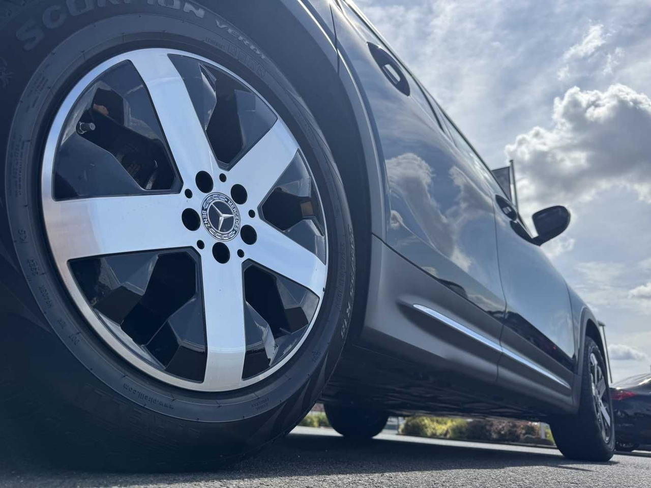 Mercedes-Benz GLB 180 Progressive+AHK+RKamera+LED+ IHC+DAB - SUV: foto 5 Mercedes-Benz GLB 180 Progressive+AHK+RKamera+LED+ IHC+DAB - SUV: foto 5