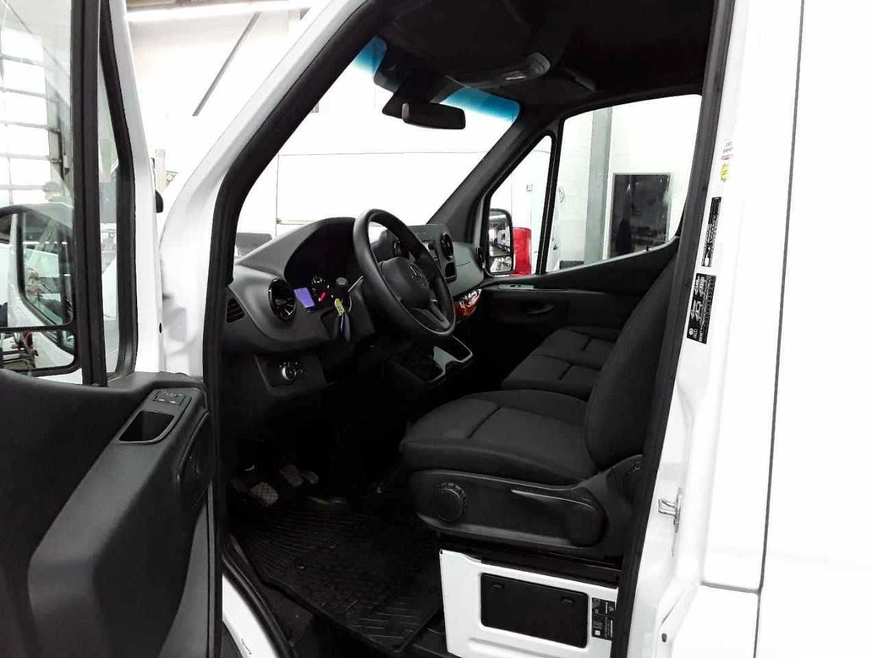 Mercedes-Benz Sprinter 315 CDI DoKa/Mixto AHK3,5t Klima Kamera - Furgão de passageiros, Carrinha cabine dupla: foto 5 Mercedes-Benz Sprinter 315 CDI DoKa/Mixto AHK3,5t Klima Kamera - Furgão de passageiros, Carrinha cabine dupla: foto 5