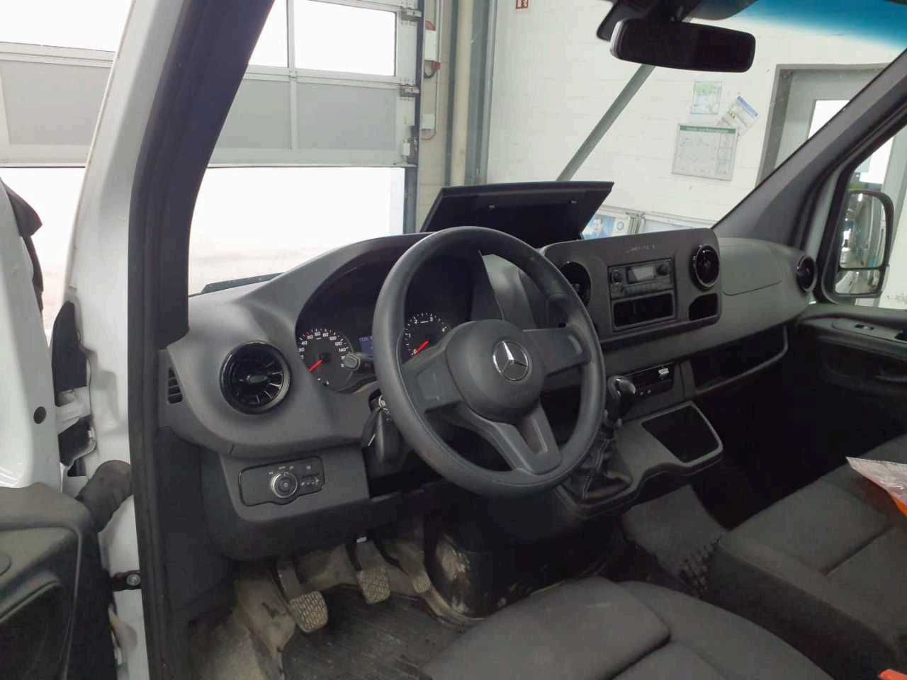 Mercedes-Benz Sprinter 315 CDI DoKa/Mixto AHK3,5t Klima Kamera - Furgão de passageiros, Carrinha cabine dupla: foto 5 Mercedes-Benz Sprinter 315 CDI DoKa/Mixto AHK3,5t Klima Kamera - Furgão de passageiros, Carrinha cabine dupla: foto 5