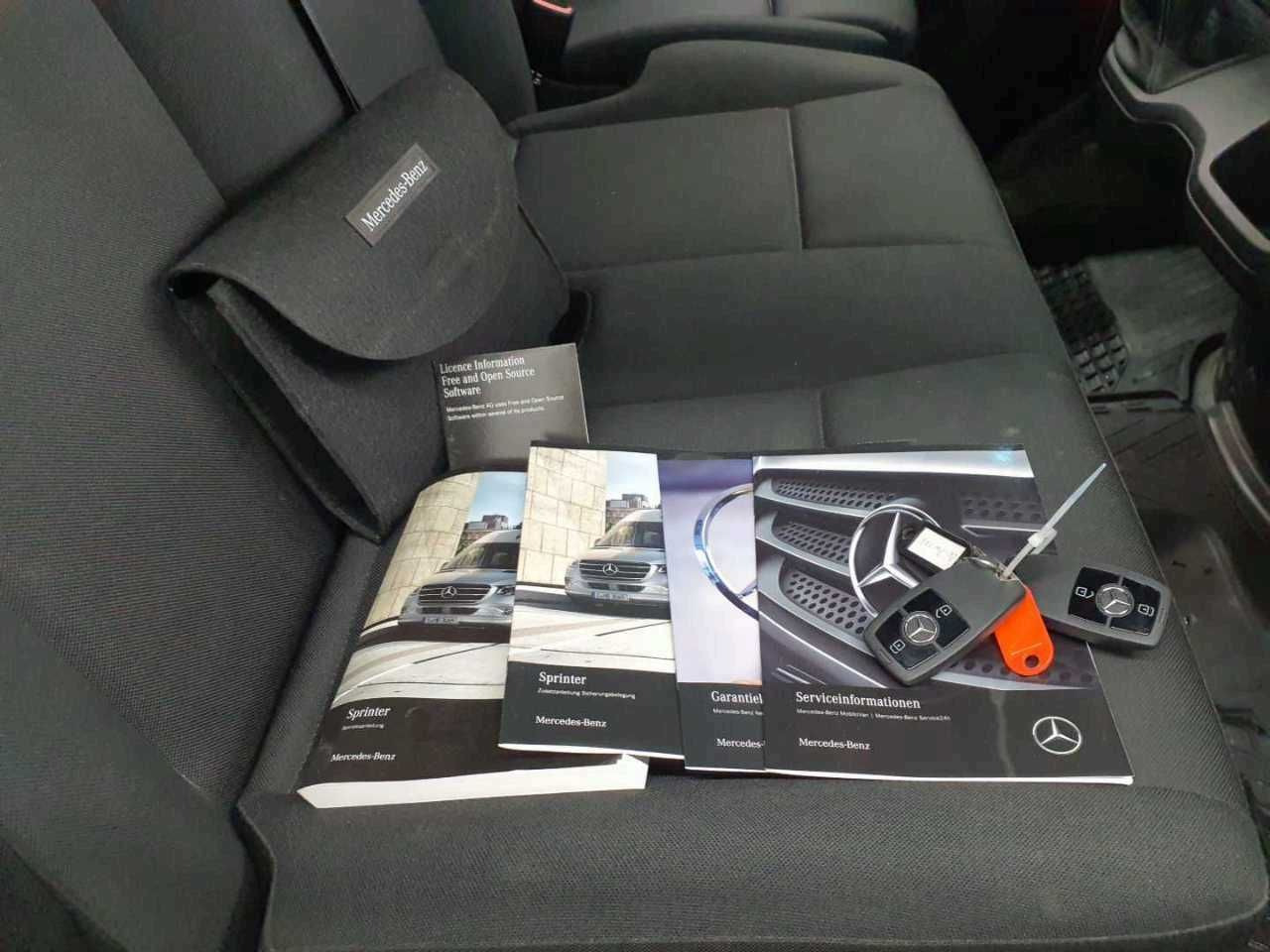 Locação financeira de  Mercedes-Benz Sprinter 315 CDI DoKa/Mixto AHK3,5t Klima Kamera Mercedes-Benz Sprinter 315 CDI DoKa/Mixto AHK3,5t Klima Kamera: foto 8
