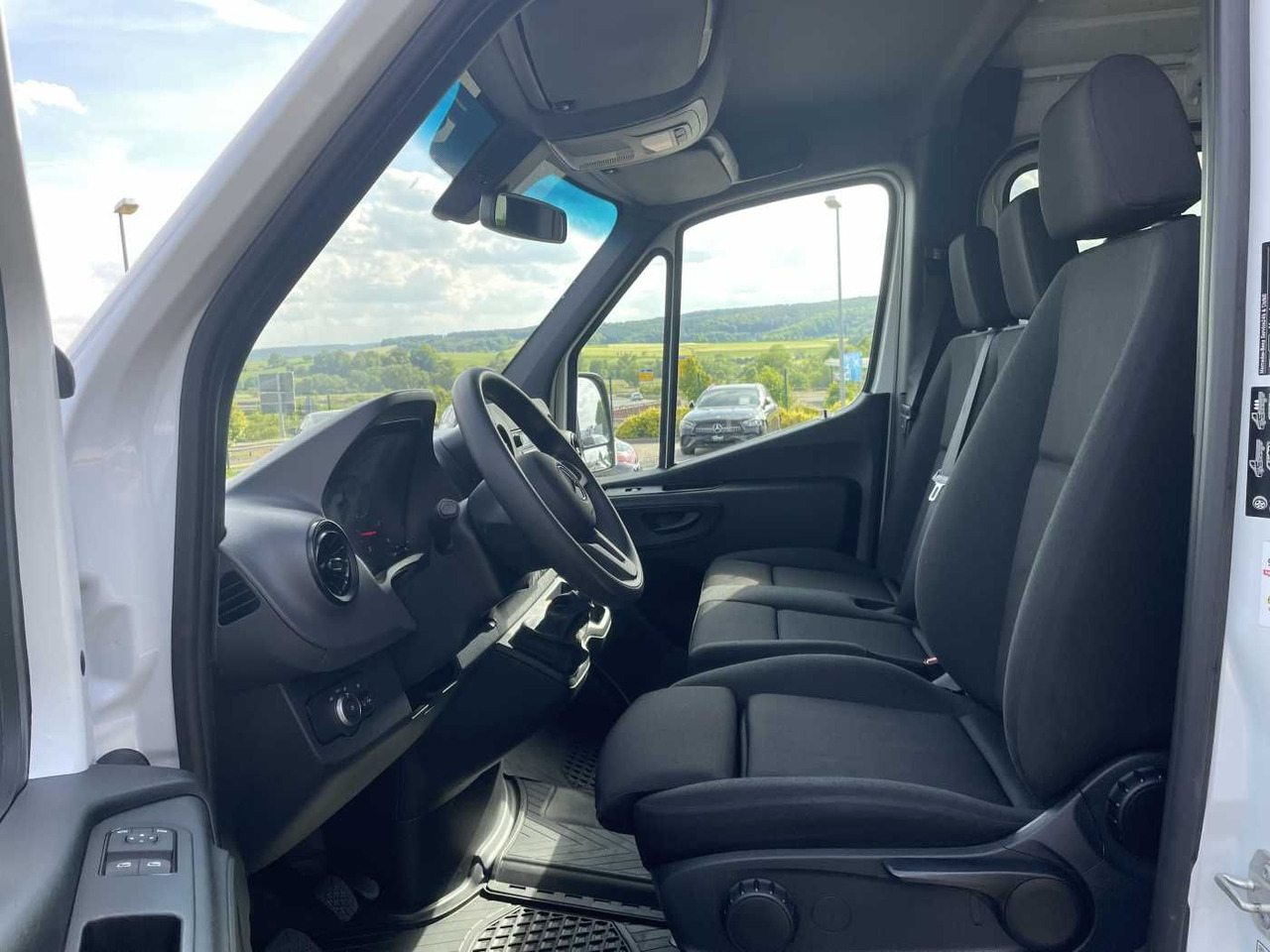 Locação financeira de  Mercedes-Benz Sprinter 315 CDI DoKa/Mixto AHK3,5t Klima Kamera Mercedes-Benz Sprinter 315 CDI DoKa/Mixto AHK3,5t Klima Kamera: foto 11