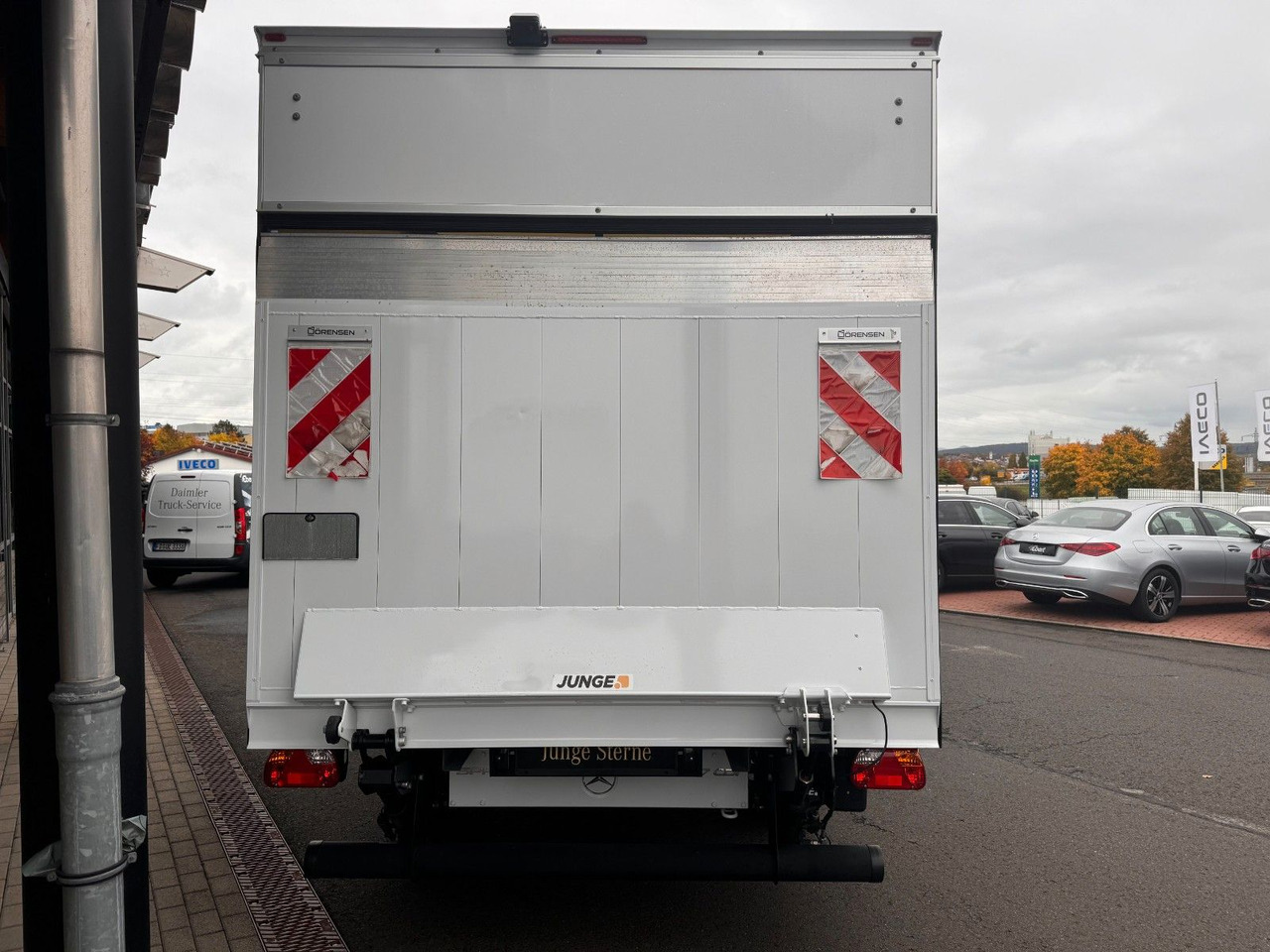 Mercedes-Benz Sprinter 317 CDI 4325 Koffer LBW Klima Kamera - Carrinha de contentor: foto 5 Mercedes-Benz Sprinter 317 CDI 4325 Koffer LBW Klima Kamera - Carrinha de contentor: foto 5