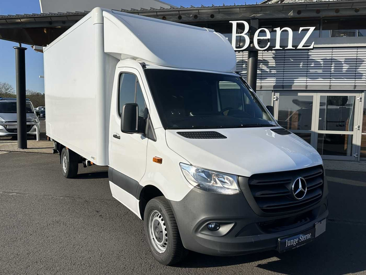 Mercedes-Benz Sprinter 317 CDI Koffer LBW Klima Kamera SHZ - Carrinha de contentor: foto 1 Mercedes-Benz Sprinter 317 CDI Koffer LBW Klima Kamera SHZ - Carrinha de contentor: foto 1