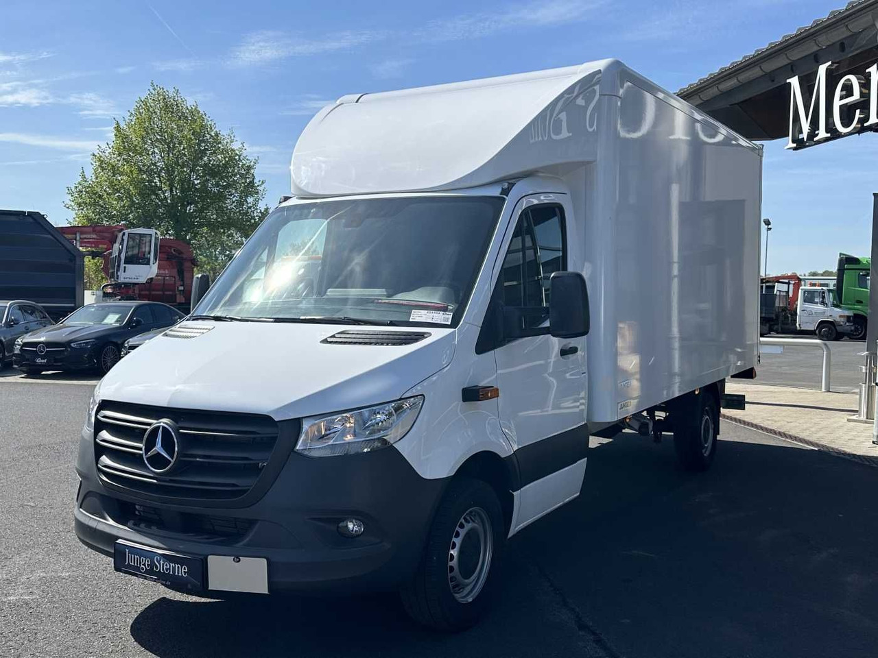 Mercedes-Benz Sprinter 317 CDI Koffer LBW Schwing Klima Kamera - Carrinha de contentor: foto 3 Mercedes-Benz Sprinter 317 CDI Koffer LBW Schwing Klima Kamera - Carrinha de contentor: foto 3