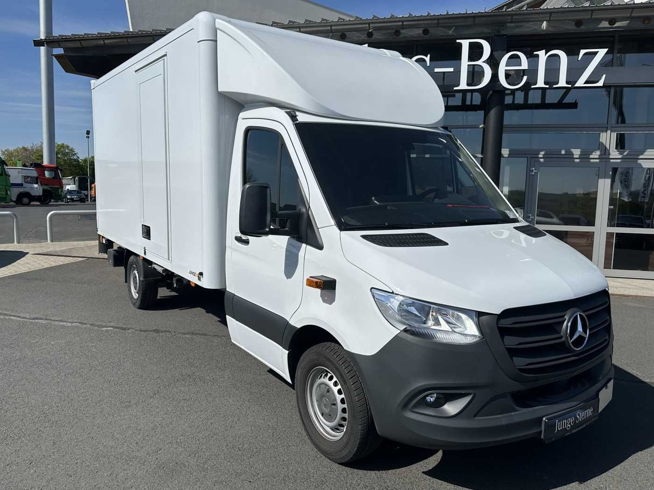 Mercedes-Benz Sprinter 317 CDI Koffer LBW Schwing Klima Kamera - Carrinha de contentor: foto 1 Mercedes-Benz Sprinter 317 CDI Koffer LBW Schwing Klima Kamera - Carrinha de contentor: foto 1