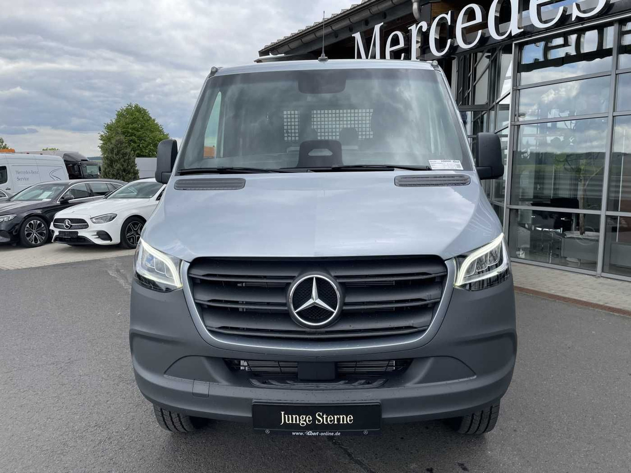 Mercedes-Benz Sprinter 319 CDI 4x4 DoKa Klima Stdheiz AHK LED - Carrinha de lona: foto 2 Mercedes-Benz Sprinter 319 CDI 4x4 DoKa Klima Stdheiz AHK LED - Carrinha de lona: foto 2