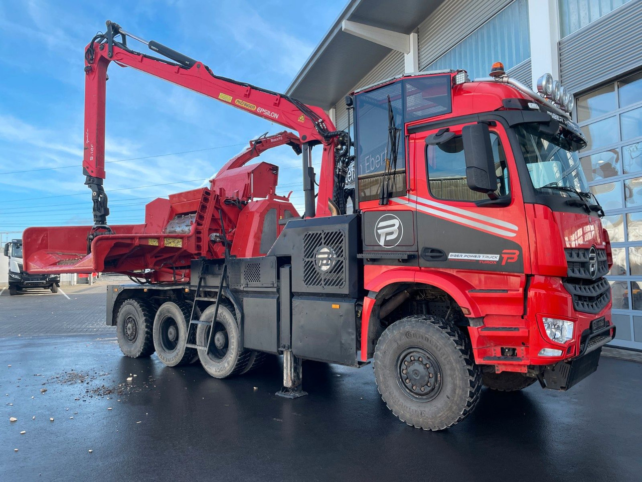 Locação financeira de  Mercedes-Benz TUROX 8x8 Eschlböck Biber 92 Holzhacker / 1.512h Mercedes-Benz TUROX 8x8 Eschlböck Biber 92 Holzhacker / 1.512h: foto 29