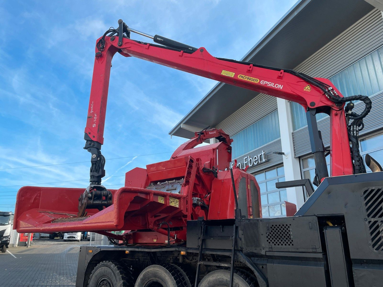 Locação financeira de  Mercedes-Benz TUROX 8x8 Eschlböck Biber 92 Holzhacker / 1.512h Mercedes-Benz TUROX 8x8 Eschlböck Biber 92 Holzhacker / 1.512h: foto 10