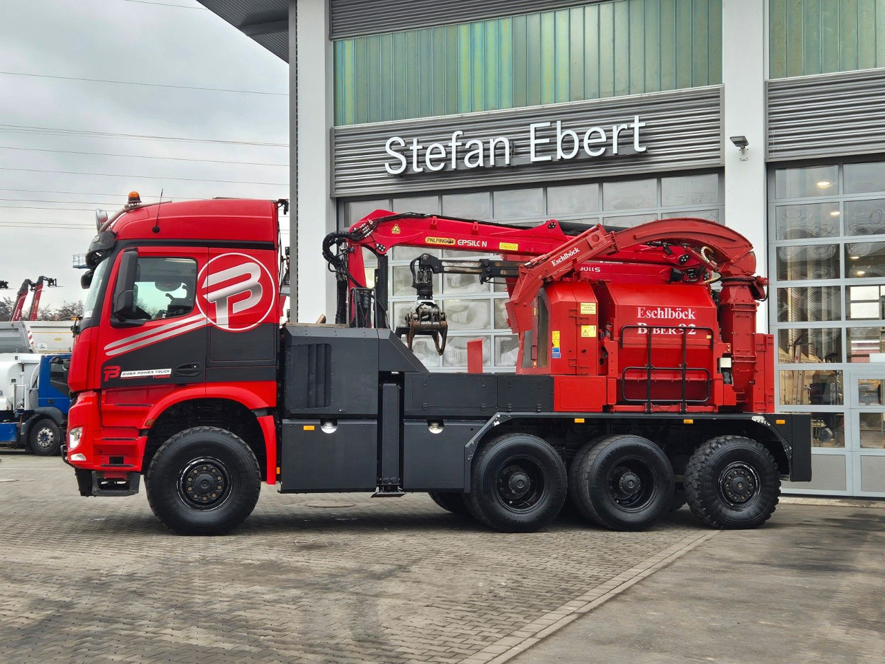 Mercedes-Benz TUROX 8x8 Eschlböck Biber 92 Holzhacker / 1.512h - Camião grua: foto 5 Mercedes-Benz TUROX 8x8 Eschlböck Biber 92 Holzhacker / 1.512h - Camião grua: foto 5