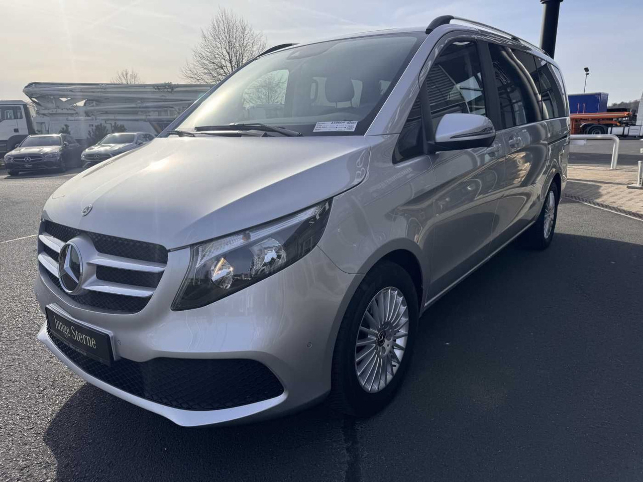 Mercedes-Benz V 220 d EDITION DISTRONIC MBUX Kamera 6Sitze - Automóvel: foto 3 Mercedes-Benz V 220 d EDITION DISTRONIC MBUX Kamera 6Sitze - Automóvel: foto 3