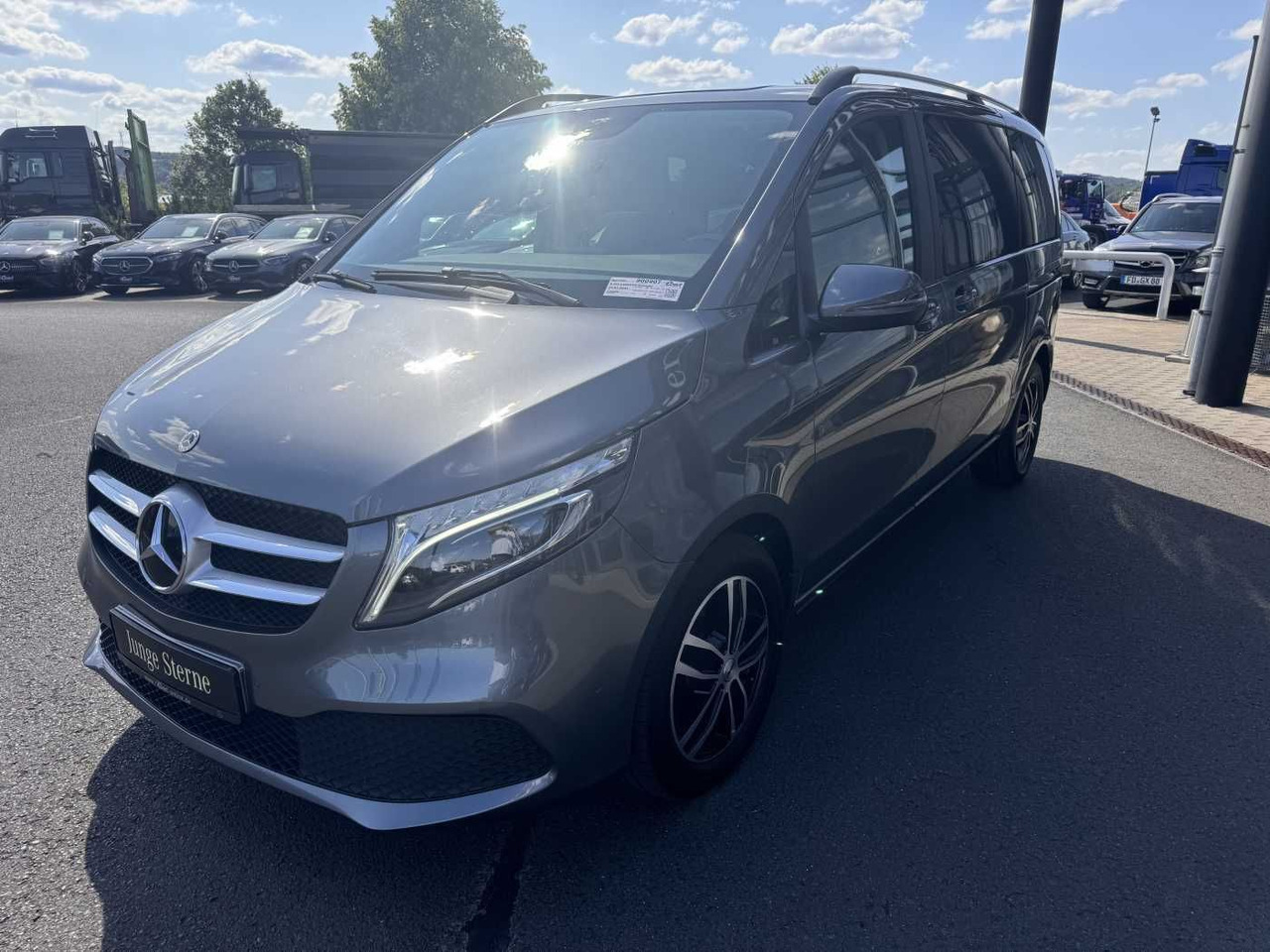 Mercedes-Benz V 220 d EDITION Liege-Paket AHK2,5 LED DAB MBUX - Carrinha: foto 3 Mercedes-Benz V 220 d EDITION Liege-Paket AHK2,5 LED DAB MBUX - Carrinha: foto 3