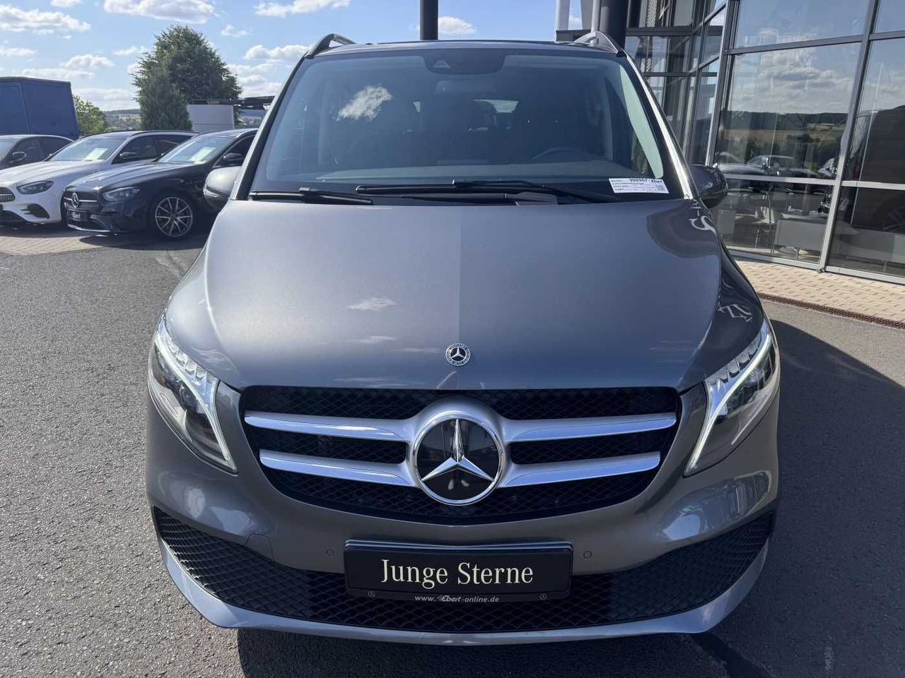 Mercedes-Benz V 220 d EDITION Liege-Paket AHK2,5 LED DAB MBUX - Carrinha: foto 2 Mercedes-Benz V 220 d EDITION Liege-Paket AHK2,5 LED DAB MBUX - Carrinha: foto 2