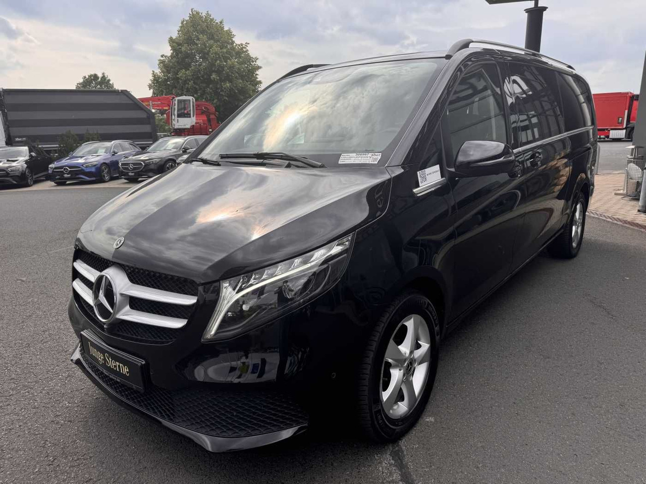Mercedes-Benz V 300 d 4MATIC AVA 3430 AHK2,5 DISTRONIC 360 - Furgão de passageiros: foto 3 Mercedes-Benz V 300 d 4MATIC AVA 3430 AHK2,5 DISTRONIC 360 - Furgão de passageiros: foto 3