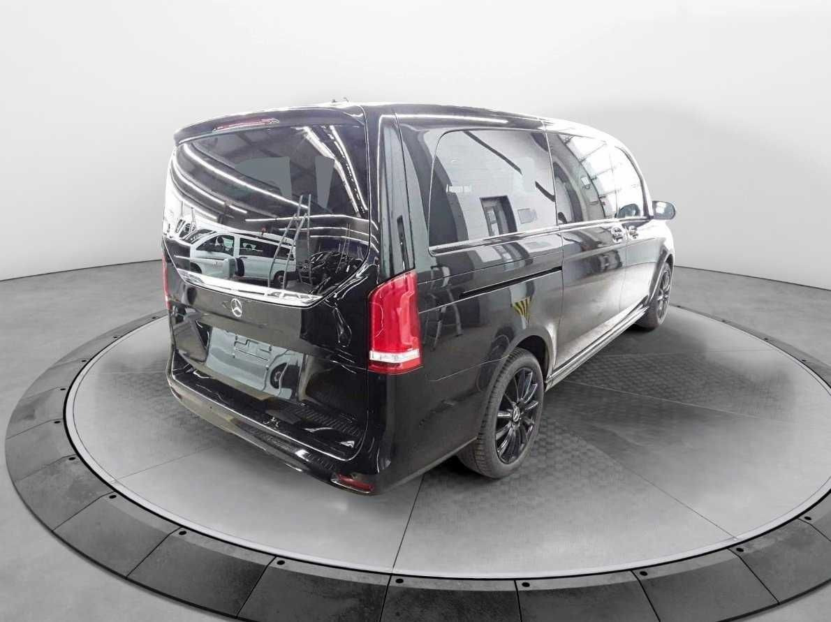 Mercedes-Benz V 300 d 4MATIC EXCLUSIVE AMG Panorama DISTRONIC - Automóvel: foto 3 Mercedes-Benz V 300 d 4MATIC EXCLUSIVE AMG Panorama DISTRONIC - Automóvel: foto 3