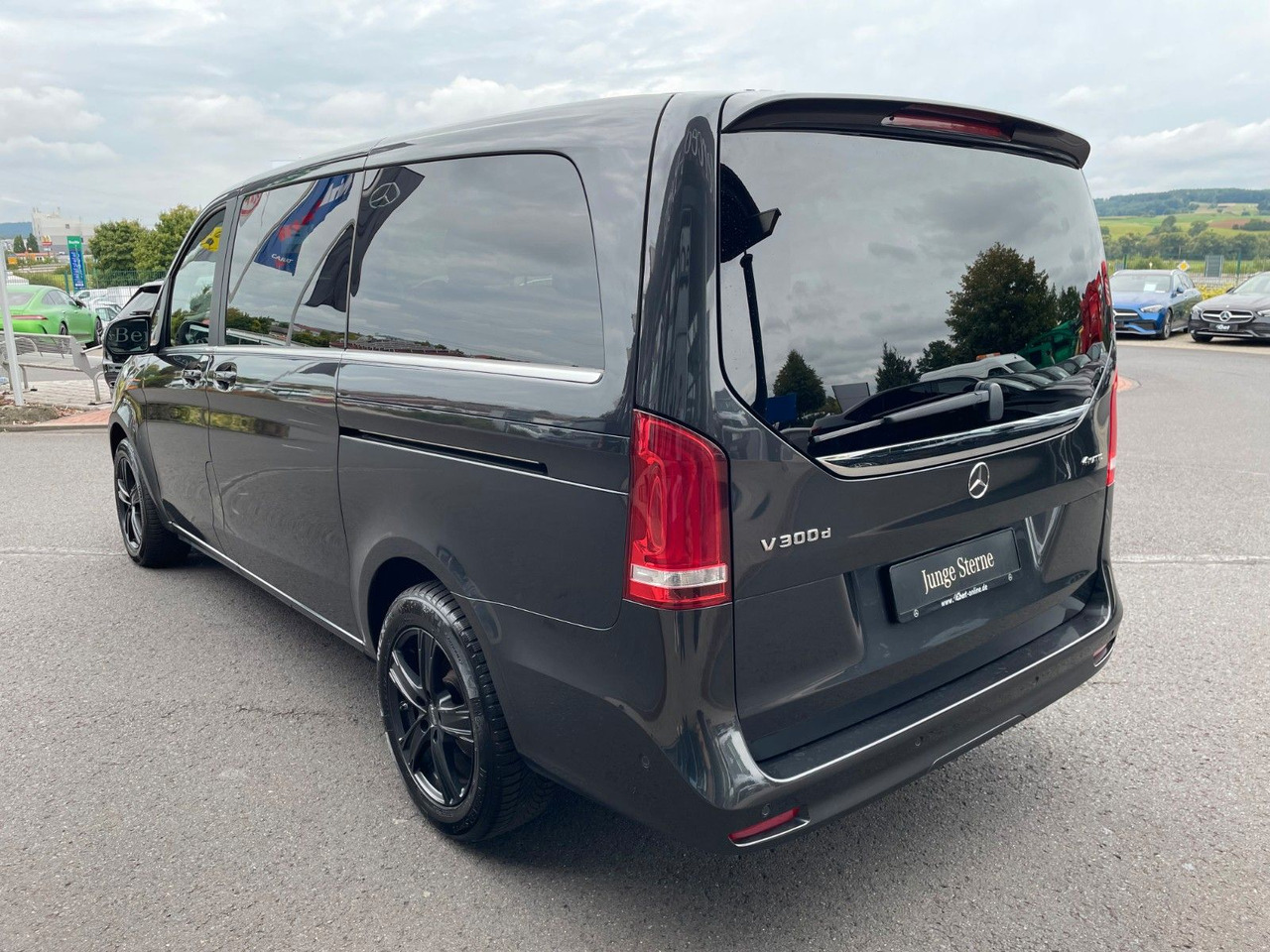 Mercedes-Benz V 300 d AVA ED 4MATIC Sitzklima Burmester 6Sitze - Carrinha: foto 3 Mercedes-Benz V 300 d AVA ED 4MATIC Sitzklima Burmester 6Sitze - Carrinha: foto 3