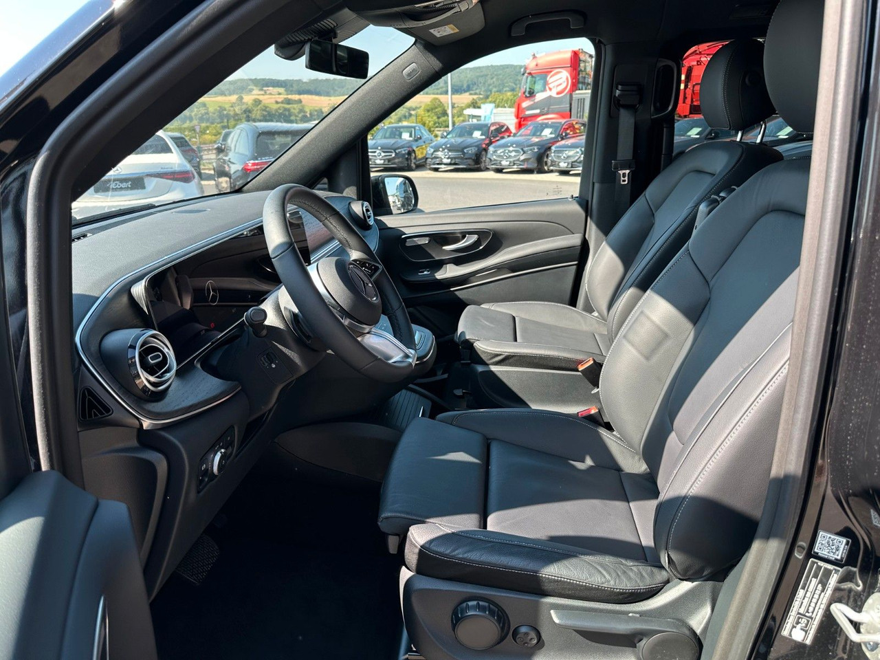Carrinha Mercedes-Benz V 300 d AVANTGARDE Extralang 360Kamera Standheiz: foto 12