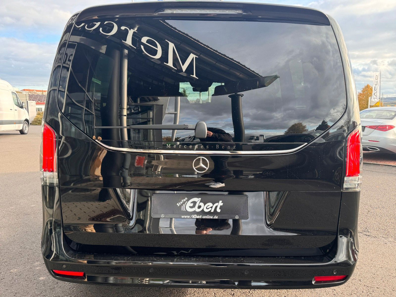 Mercedes-Benz V 300 d EXCLUSIVE AIRMATIC AHK2,5 Standheiz - Carrinha: foto 5 Mercedes-Benz V 300 d EXCLUSIVE AIRMATIC AHK2,5 Standheiz - Carrinha: foto 5