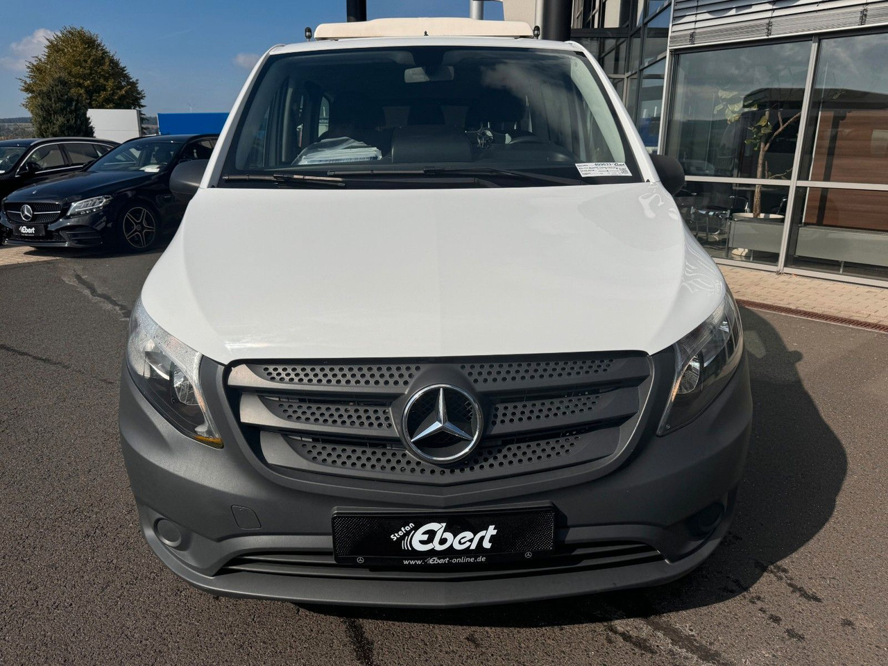 Mercedes-Benz Vito 111 CDI Tourer Begleitfahrzeug BF3+ / WVZ - Furgão de passageiros: foto 2 Mercedes-Benz Vito 111 CDI Tourer Begleitfahrzeug BF3+ / WVZ - Furgão de passageiros: foto 2