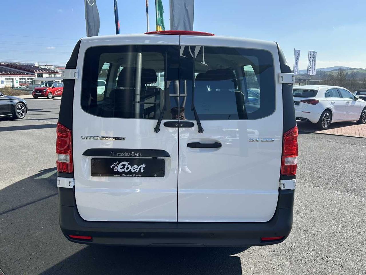 Mercedes-Benz Vito 114 CDI Tourer 8Sitze Klima Audio40 Kamera - Furgão de passageiros: foto 5 Mercedes-Benz Vito 114 CDI Tourer 8Sitze Klima Audio40 Kamera - Furgão de passageiros: foto 5