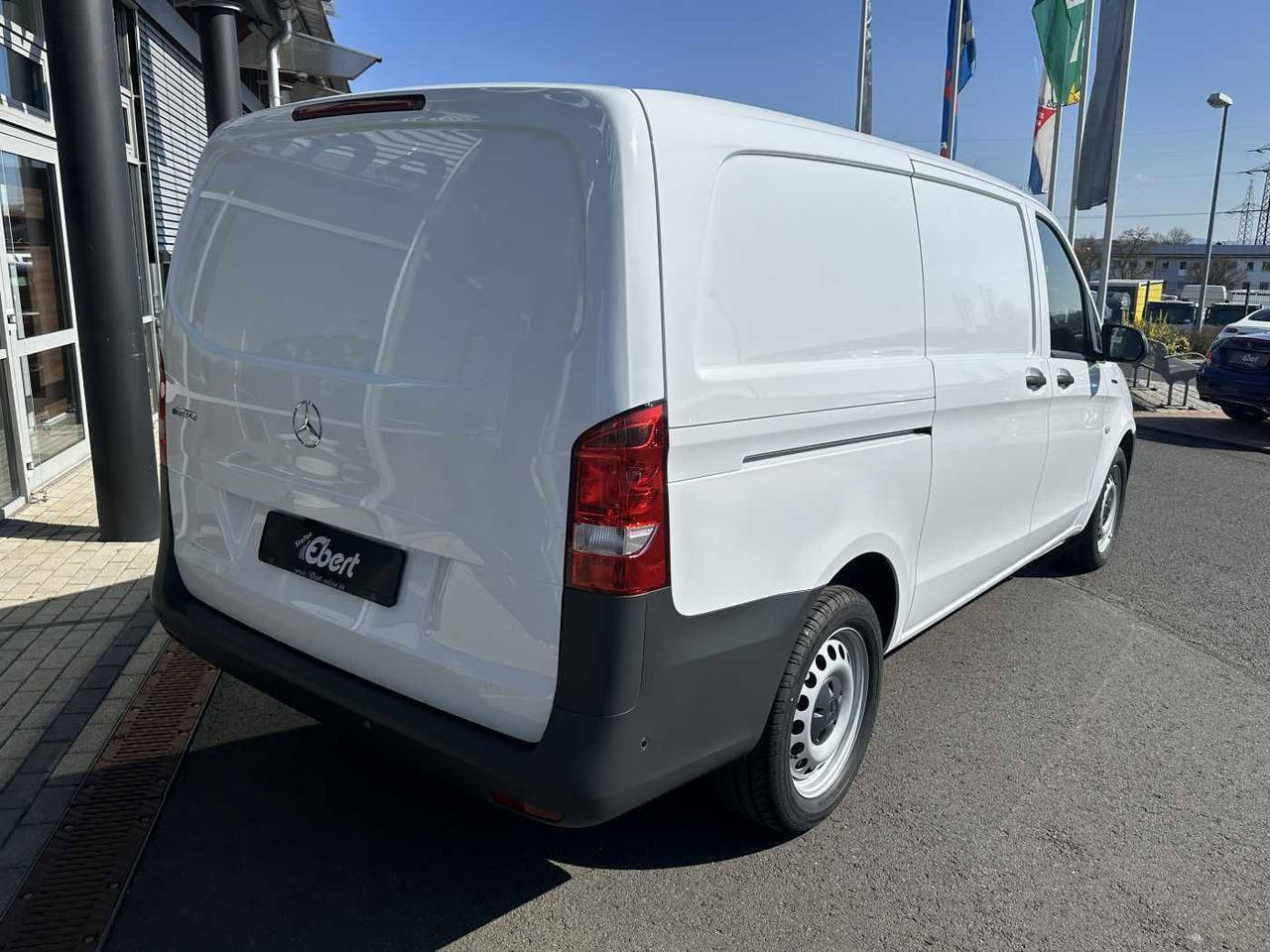 Mercedes-Benz eVito 112 Klima Kamera Audio 30 Sitzheiz Tempom. - Furgão compacto, Carrinha elétrica: foto 4 Mercedes-Benz eVito 112 Klima Kamera Audio 30 Sitzheiz Tempom. - Furgão compacto, Carrinha elétrica: foto 4