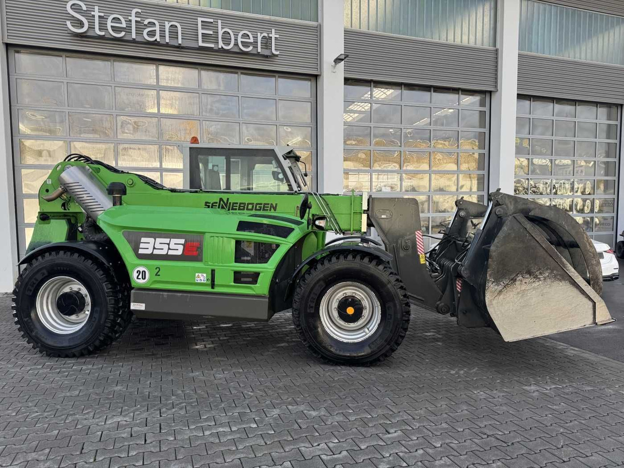 Sennebogen 355 E / Greifschaufel / nur 2.260h! - Pá carregadora de rodas: foto 2 Sennebogen 355 E / Greifschaufel / nur 2.260h! - Pá carregadora de rodas: foto 2