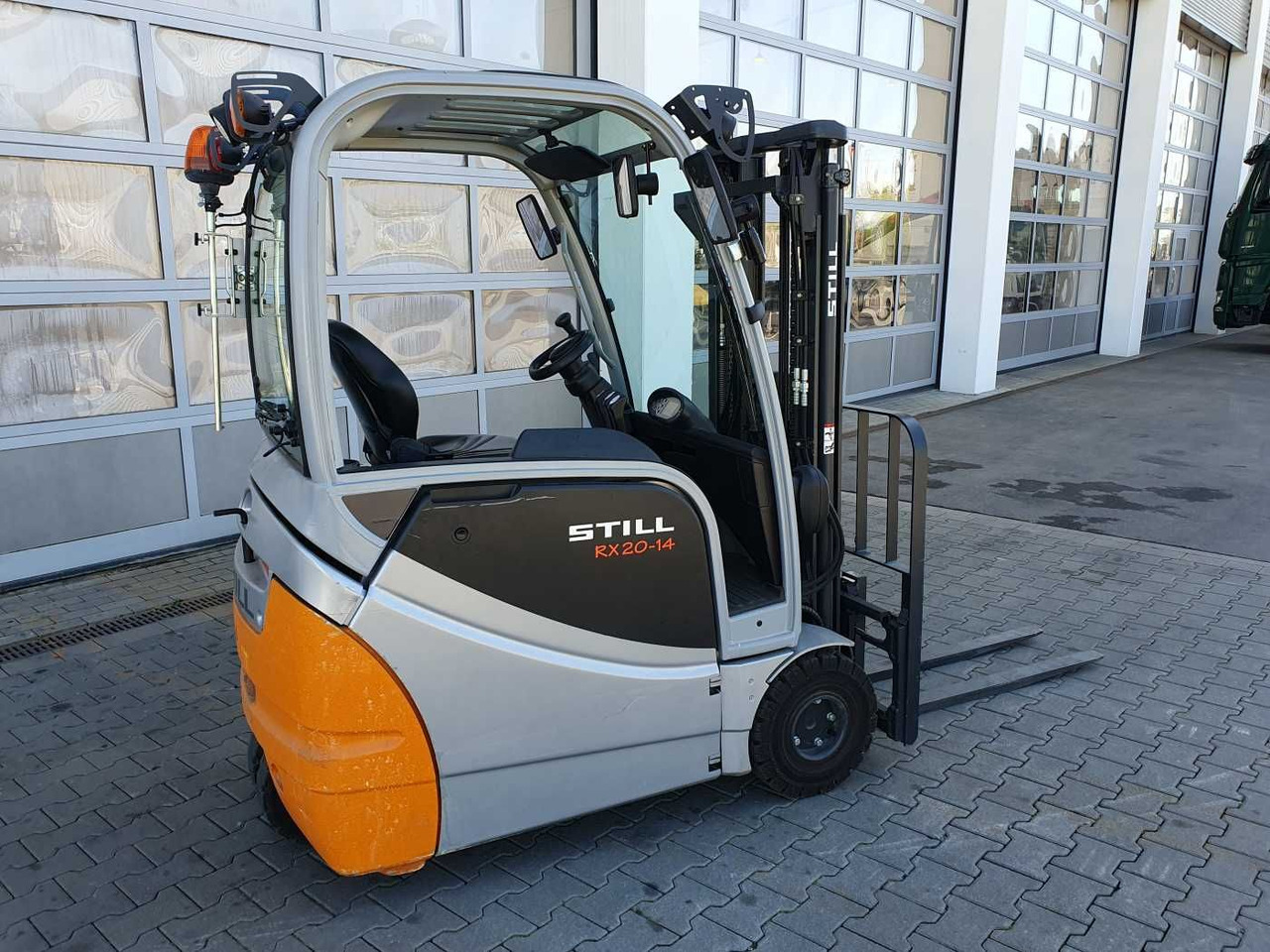 Still RX20-14 / 2023 / Triplex: 4.30m! / 100h! / SS - Empilhador elétrico: foto 2 Still RX20-14 / 2023 / Triplex: 4.30m! / 100h! / SS - Empilhador elétrico: foto 2