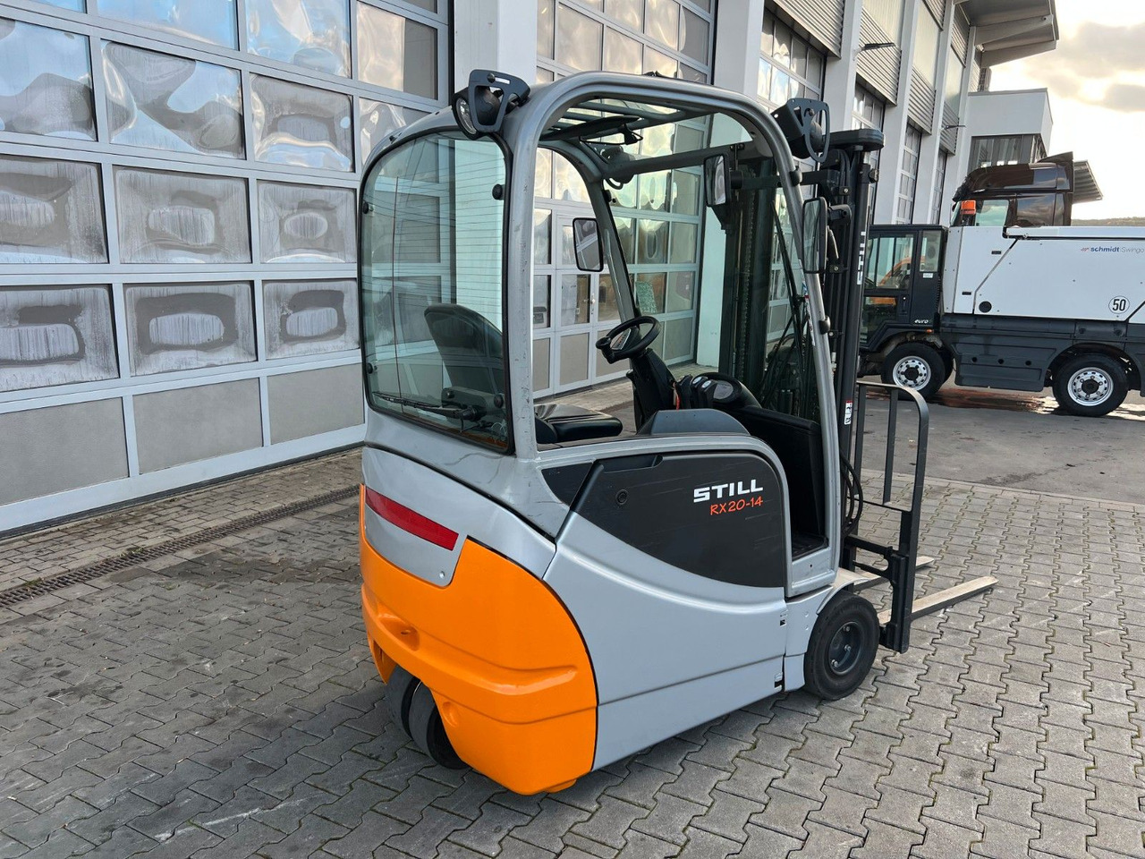 Still RX20-14 / Triplex: 4.60m! / nur 2.438h! / SS - Empilhador elétrico: foto 4 Still RX20-14 / Triplex: 4.60m! / nur 2.438h! / SS - Empilhador elétrico: foto 4