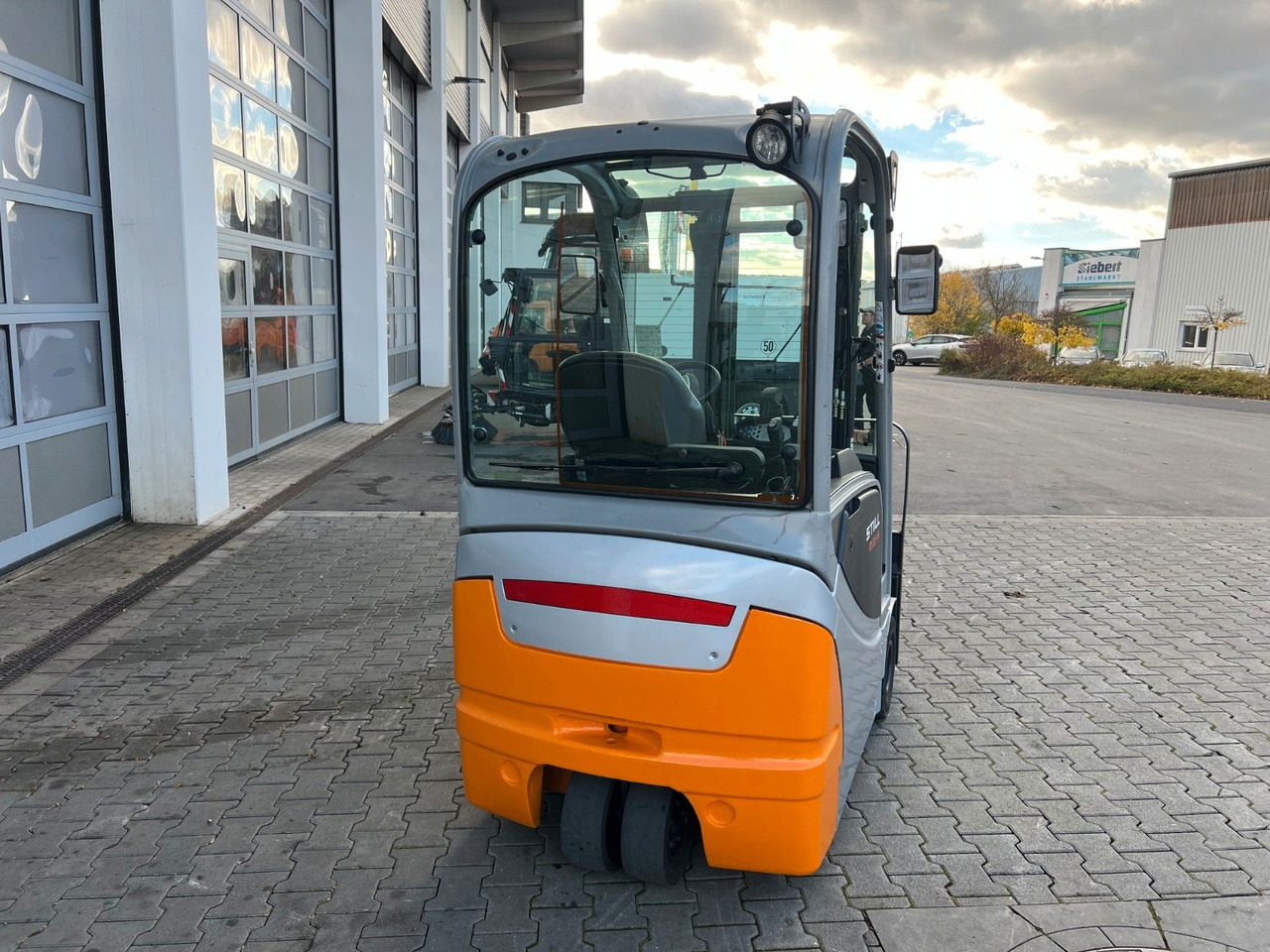 Still RX20-14 / Triplex: 4.60m! / nur 2.438h! / SS - Empilhador elétrico: foto 5 Still RX20-14 / Triplex: 4.60m! / nur 2.438h! / SS - Empilhador elétrico: foto 5