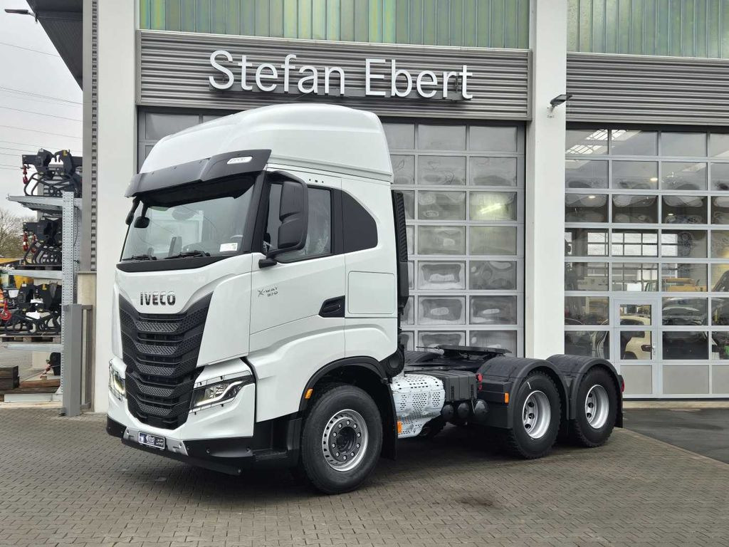 Iveco X-Way AS440X57TZ/P ON+ 6x4 Intarder 2xBett - Tractor: foto 3 Iveco X-Way AS440X57TZ/P ON+ 6x4 Intarder 2xBett - Tractor: foto 3