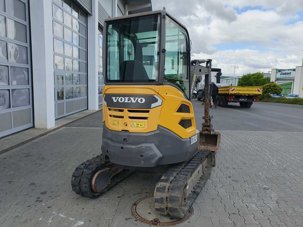 Volvo ECR25D / nur 2.974h! / 1x Tieflöffel / 2016 - Mini escavadeira: foto 5 Volvo ECR25D / nur 2.974h! / 1x Tieflöffel / 2016 - Mini escavadeira: foto 5