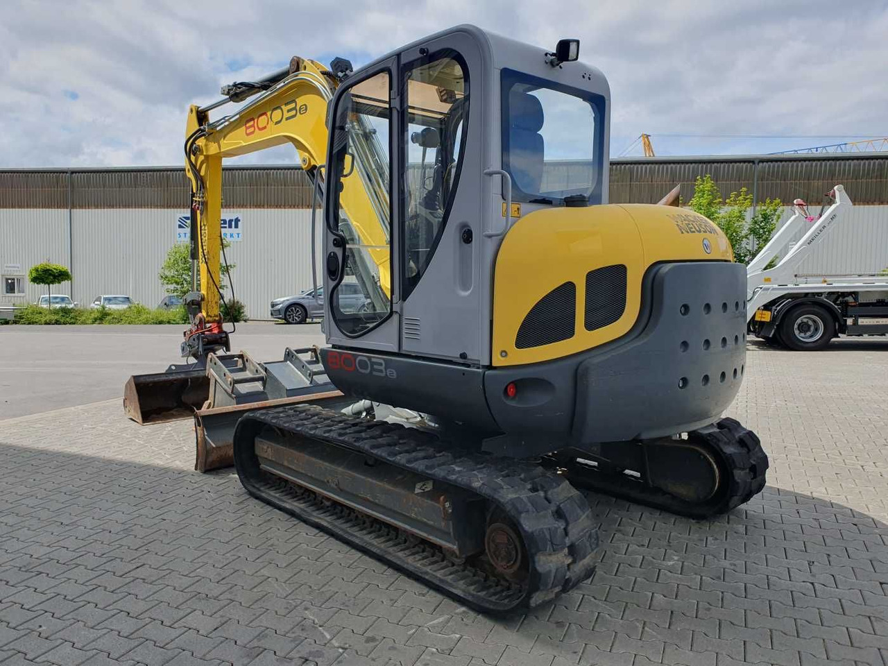 Wacker 8003 / MS08 / nur 4.035h / 2014 / Löffelpaket - Mini escavadeira: foto 5 Wacker 8003 / MS08 / nur 4.035h / 2014 / Löffelpaket - Mini escavadeira: foto 5