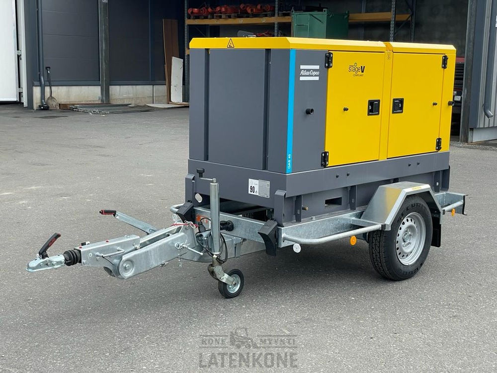 Atlas Copco QAS 45 50 Hz Generaattori StageV vetovarustuksella - Gerador elétrico: foto 5 Atlas Copco QAS 45 50 Hz Generaattori StageV vetovarustuksella - Gerador elétrico: foto 5